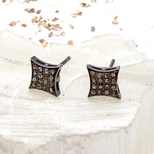 Load image into Gallery viewer, Diamond Princess Earrings

