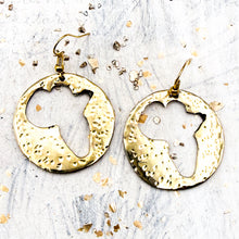 Load image into Gallery viewer, Brass African Earrings - Textured Round Africa
