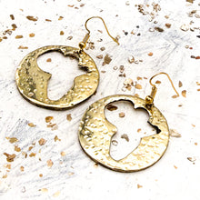 Load image into Gallery viewer, Brass African Earrings - Textured Round Africa
