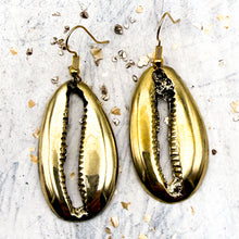 Load image into Gallery viewer, Brass African Earrings - Shell
