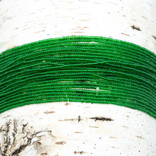 Load image into Gallery viewer, 13/0 Kelly Green Seed Bead Hank
