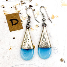 Load image into Gallery viewer, African Earrings
