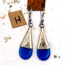 Load image into Gallery viewer, African Earrings
