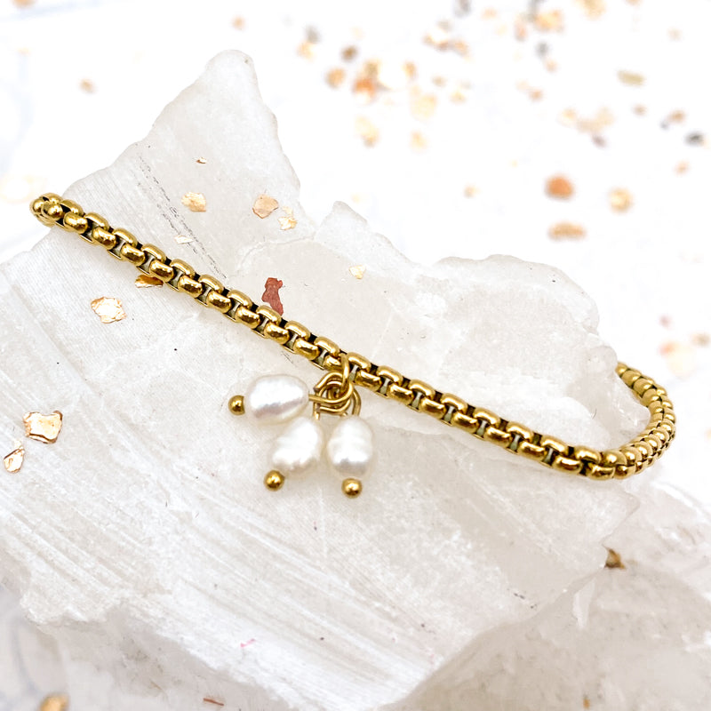 Box Chain Bracelet with Pearl Fringe - Gig's Paris Find