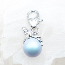 Load image into Gallery viewer, Unicorn Premium Austrian Crystal Charm with Clasp
