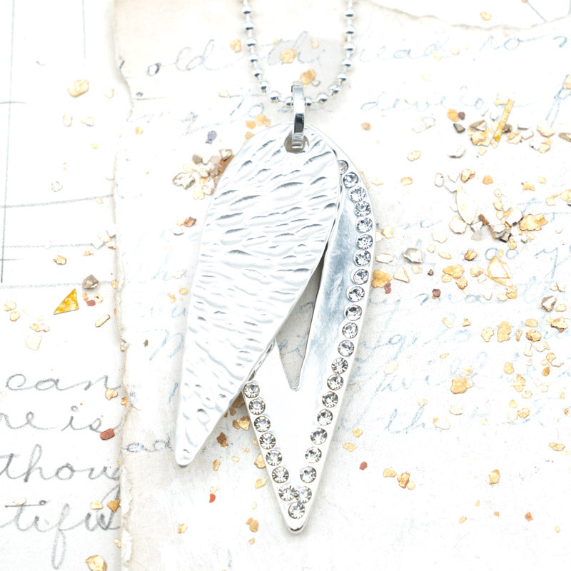 Bright Wing Necklace with Rhinestones