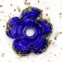 Load image into Gallery viewer, Rita&#39;s Cobalt Funky Flower Disc
