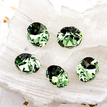 Load image into Gallery viewer, 8mm Peridot Premium Austrian Crystal Unfoiled Set - 5pcs
