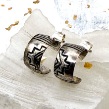 Load image into Gallery viewer, Womens' Silver Tribal Earring Pair
