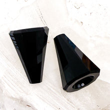 Load image into Gallery viewer, 17mm Jet Austrian Crystal Artemis Beads - 2pcs
