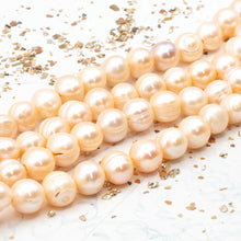 Load image into Gallery viewer, Peachy Large Hole Pearl Strand
