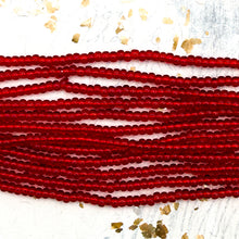 Load image into Gallery viewer, 8/0 Raving Red Seed Bead Hank
