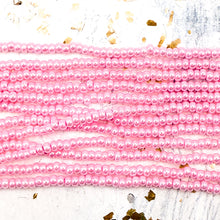 Load image into Gallery viewer, 8/0 Poppin Pink Seed Bead Hank
