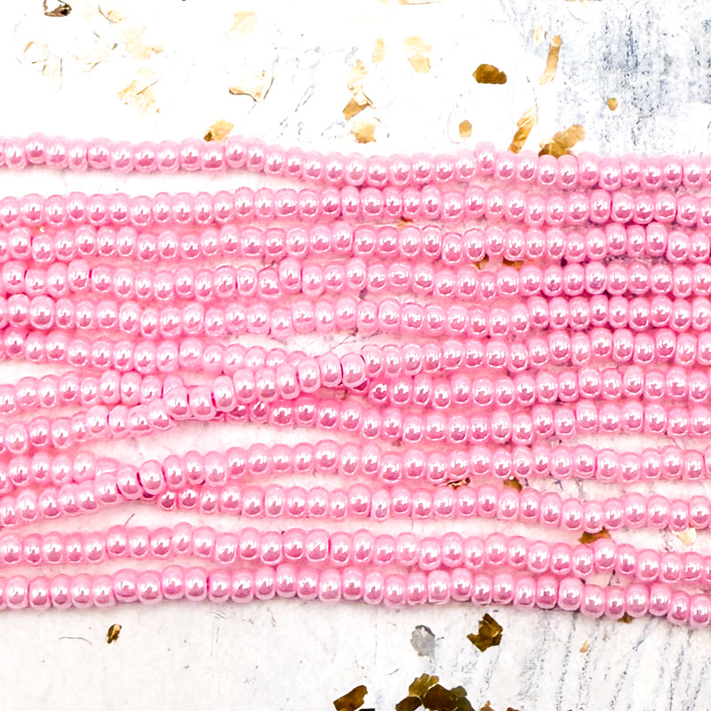 8/0 Poppin Pink Seed Bead Hank