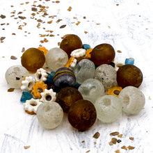 Load image into Gallery viewer, Flowers For Days Bead Kit
