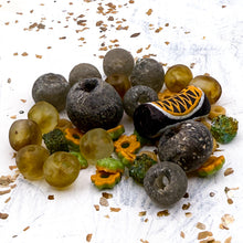 Load image into Gallery viewer, Flower Fury Bead Kit
