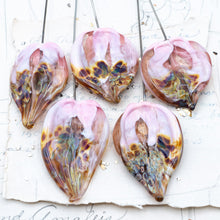 Load image into Gallery viewer, Pre-Order Pretty Pink Rita Leaf Head Pin Pendant
