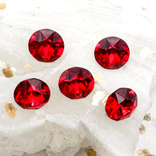 Load image into Gallery viewer, Light Siam Crystal Foiled Set - 5pcs
