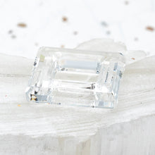 Load image into Gallery viewer, Discontinued! - 20mm Clear Square Ring Premium Austrian Crystal Link Pendant
