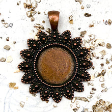 Load image into Gallery viewer, Pre-Order Antique Copper-Plated Flower Bezel
