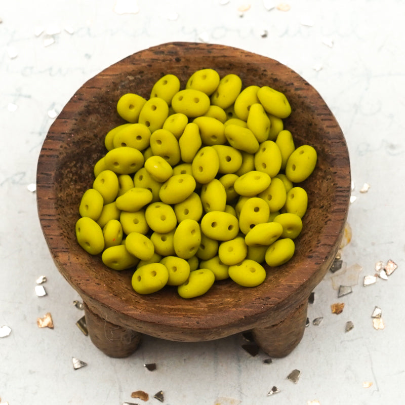 Velvet Lemongrass Superduo 2-Hole Seed Beads