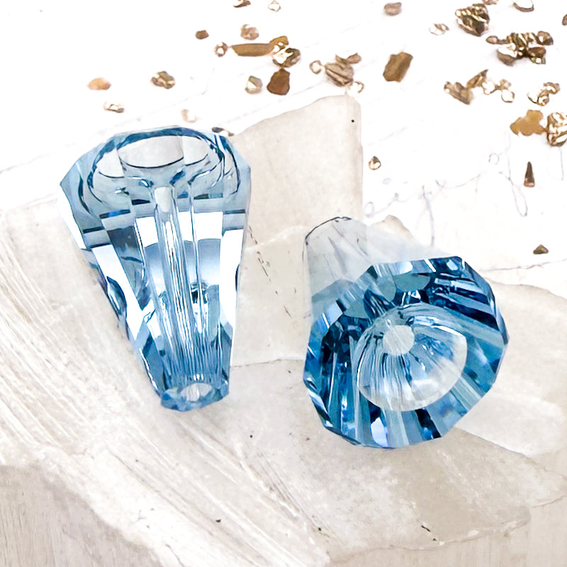 17mm Aquamarine Austrian Crystal Artemis Beads - 2pcs