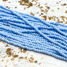 Load image into Gallery viewer, 10/0 Periwinkle Seed Bead Hank
