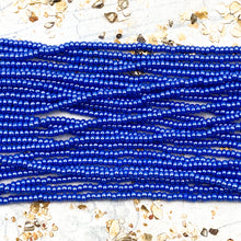 Load image into Gallery viewer, 10/0 Sky Blue Seed Bead Hank
