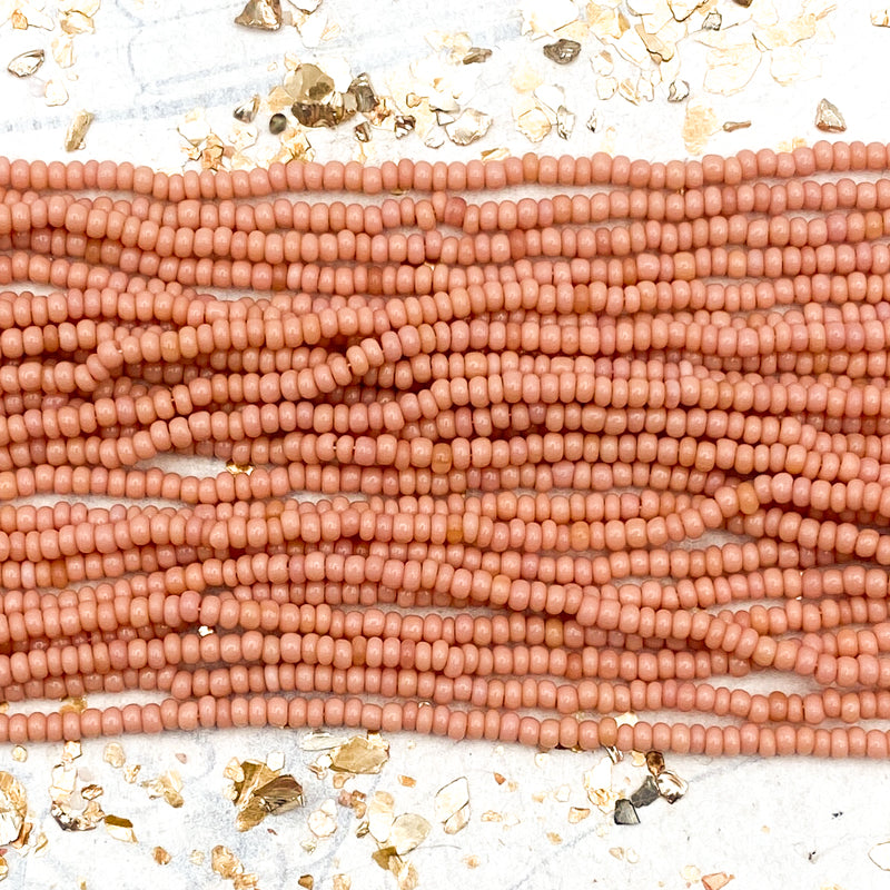 10/0 Peach Perfect Seed Bead Hank
