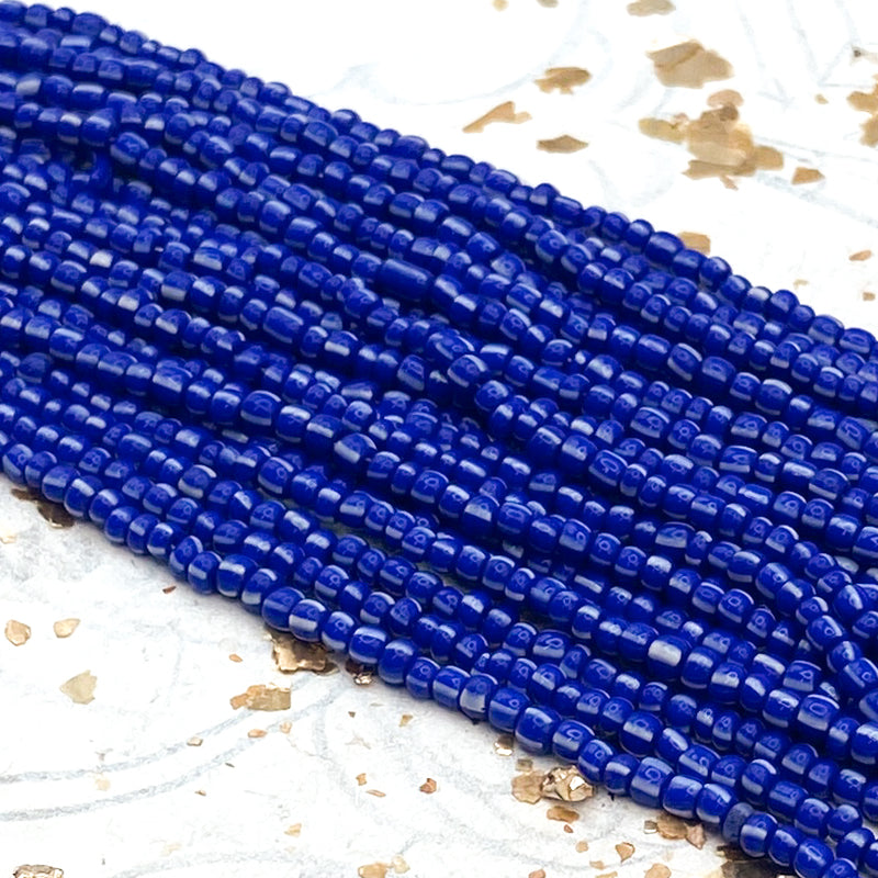 10/0 Dark Blue & White Seed Bead Hank