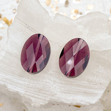 Load image into Gallery viewer, 14x10mm Amethyst Premium Austrian Crystal Oval Bead Pair
