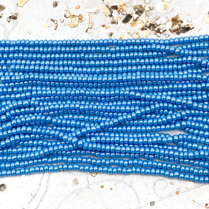 10/0 A Quiet Escape Seed Bead Hank