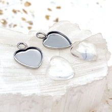 Load image into Gallery viewer, Stainless Steel Blank Bezel Heart Pendant
