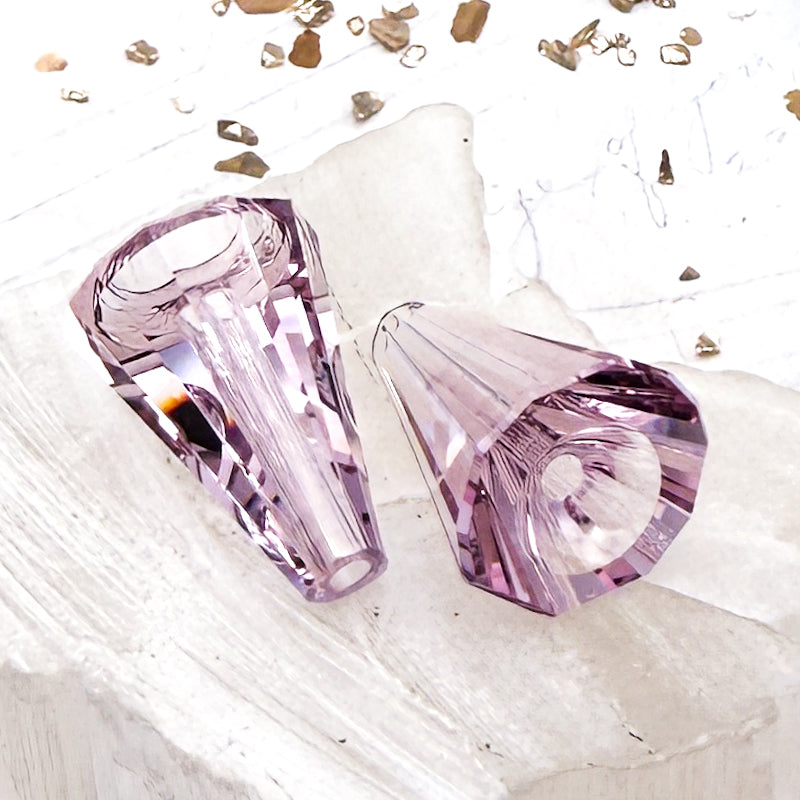 Pre-Order 17mm Light Amethyst Austrian Crystal Artemis Beads - 2pcs