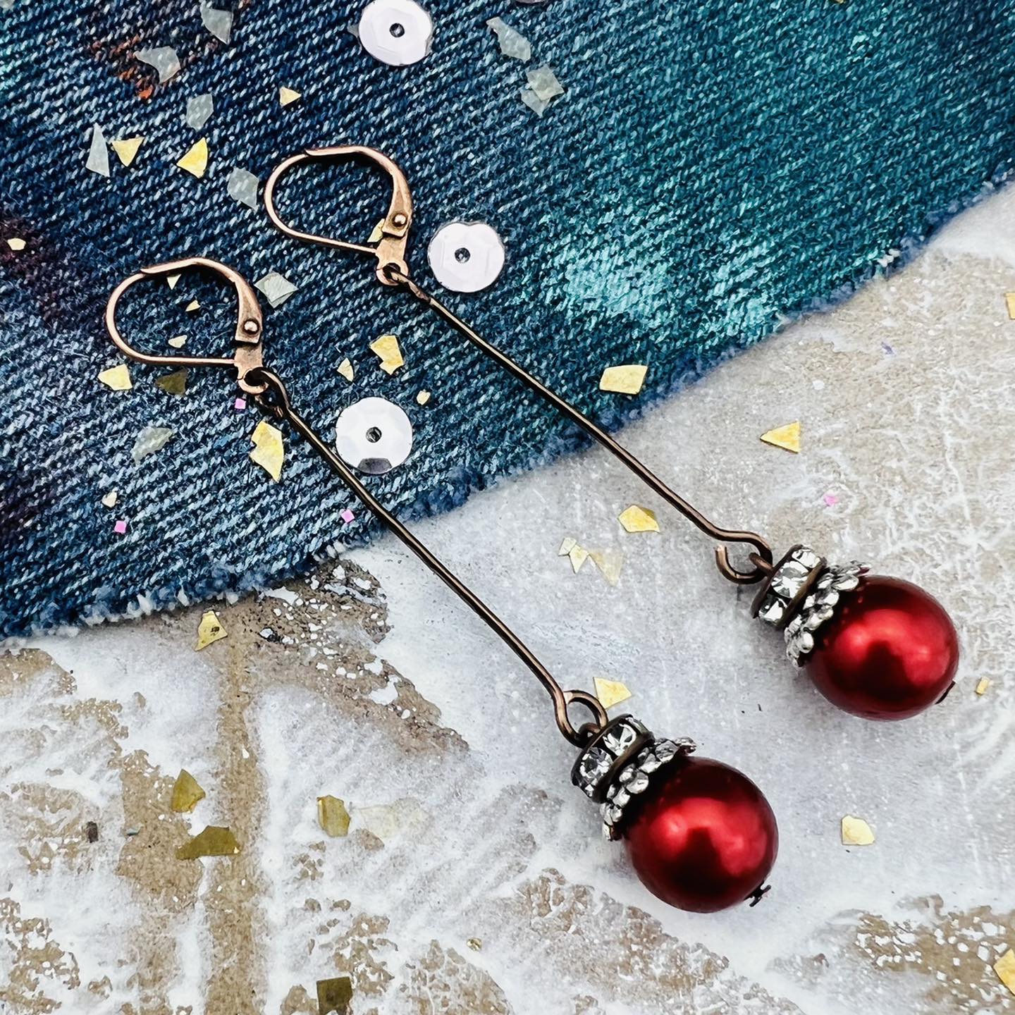 Holiday Time | DIY Jewelry Inspiration | Nostalgica Finished Piece