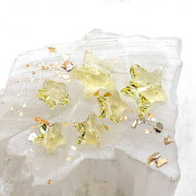 Load image into Gallery viewer, Jonquil Premium Crystal Star Bead Set
