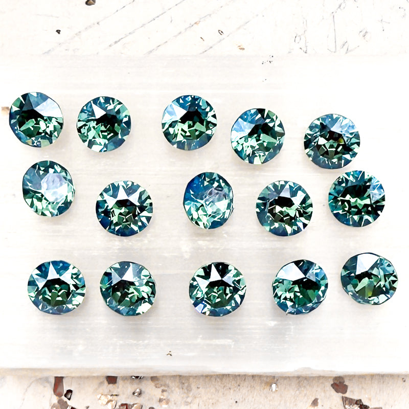 Light Turquoise Moonlight Foiled Crystal Set - 15pcs