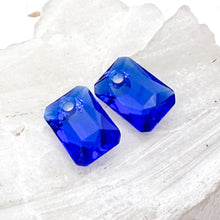Load image into Gallery viewer, 9mm Majestic Blue Austrian Crystal Emerald Cut Pendant - 2pcs

