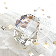 Load image into Gallery viewer, 18mm Silver Shade Premium Austrian Crystal Lucerna Bead
