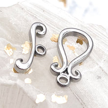 Load image into Gallery viewer, Teardrop Stainless Steel Toggle Clasp
