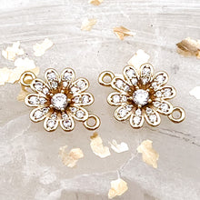 Load image into Gallery viewer, 18K Gold Plated Flower Link Connector Pair
