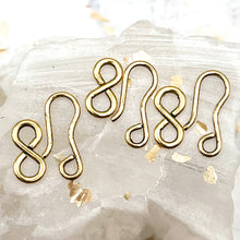 Load image into Gallery viewer, Antique Gold Hook and Eye Clasp-3 pieces
