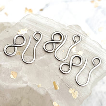 Load image into Gallery viewer, Silver Hook and Eye Clasp-3 pieces
