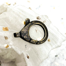 Load image into Gallery viewer, 24mm Weathered Brass Lobster Claw
