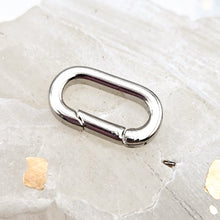 Load image into Gallery viewer, Pre-Order 14MM Silver Oval Connector Spring Clasp
