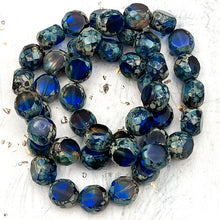 Load image into Gallery viewer, 12mm Dual Faceted Round Grape, Dark Periwinkle, Clear Glass
