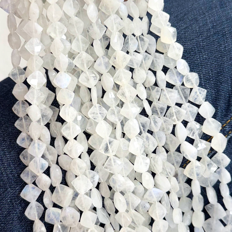 Pre-Order Moonstone Kite Strand (A)