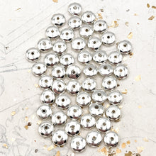 Load image into Gallery viewer, 10mm Faceted Bright Silver Lining Metal Beads
