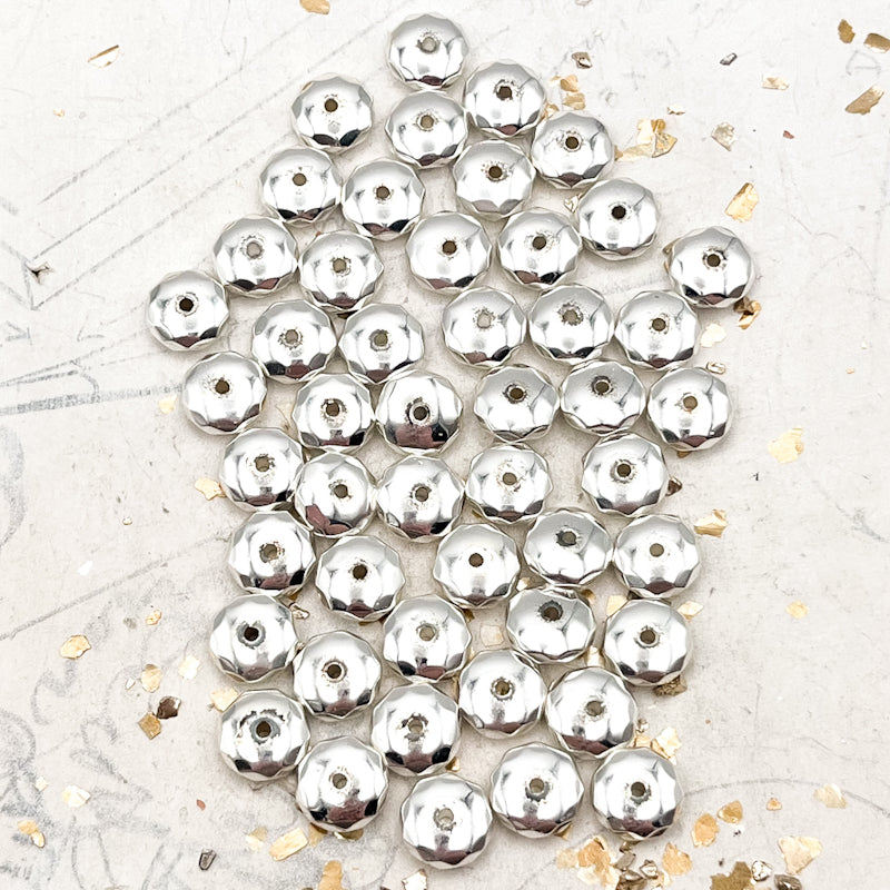 10mm Faceted Bright Silver Lining Metal Beads