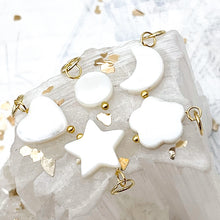 Load image into Gallery viewer, Mother of Pearl Charm Set - 5pcs
